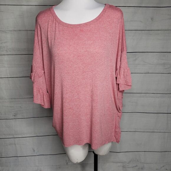 lavender field Tops - Lavender field boho flowy top Large flutter sleeve